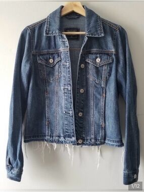 Abercrombie & Fitch Cropped Denim Jacket Raw Hem Medium Blue M